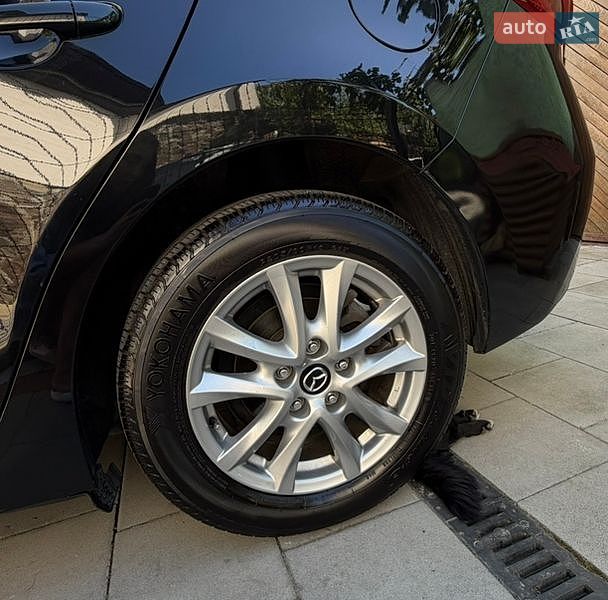 Седан Mazda 3 2018 в Винниках