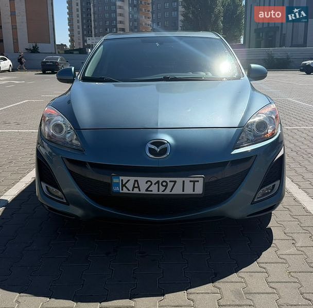 Седан Mazda 3 2010 в Києві
