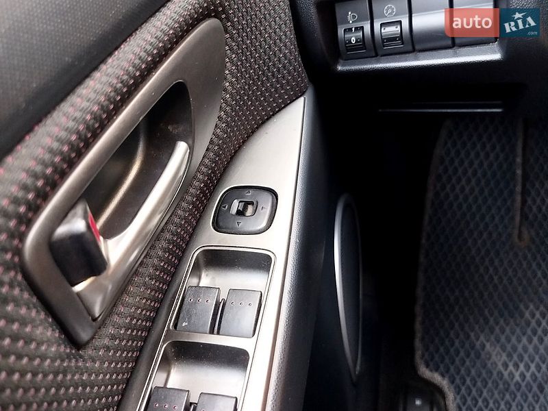 Хэтчбек Mazda 3 2007 в Первомайске