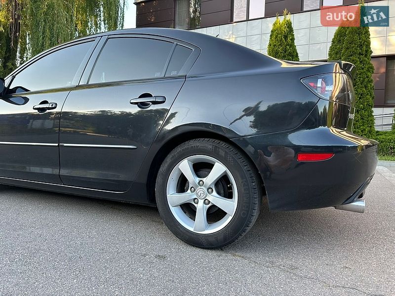 Седан Mazda 3 2006 в Днепре