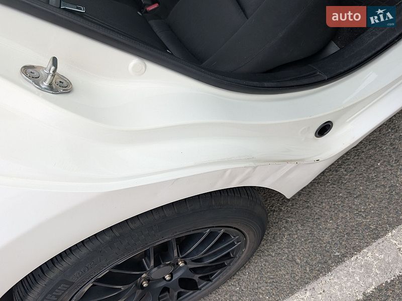 Седан Mazda 3 2015 в Києві