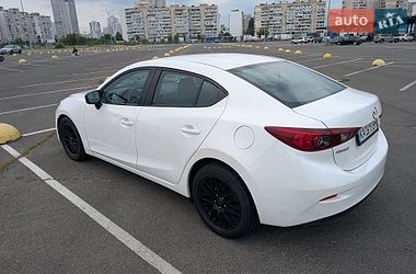 Седан Mazda 3 2015 в Києві