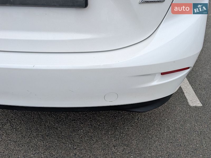 Седан Mazda 3 2015 в Києві