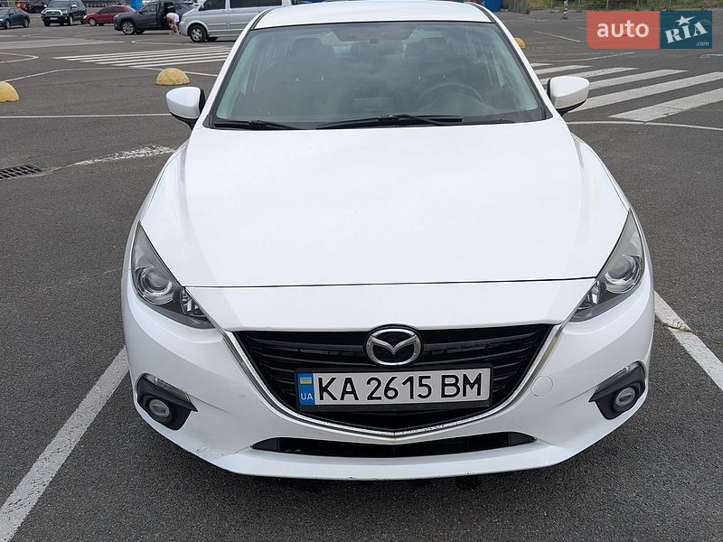 Седан Mazda 3 2015 в Києві
