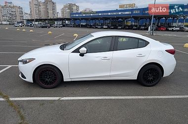 Седан Mazda 3 2015 в Києві