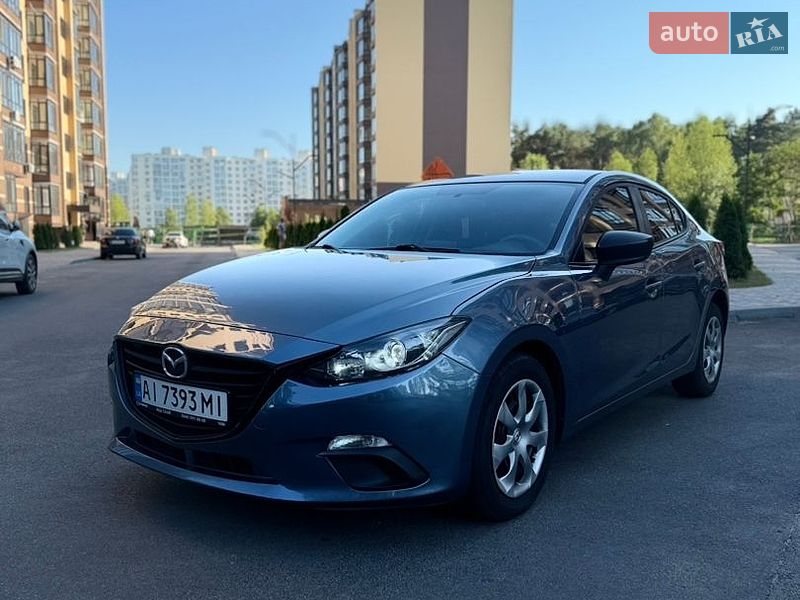 Седан Mazda 3 2014 в Чернигове