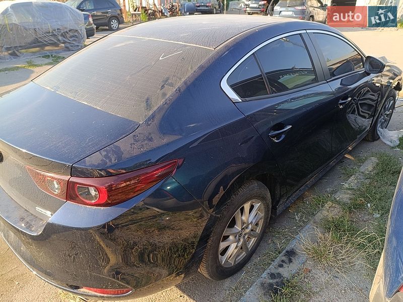 Седан Mazda 3 2023 в Києві