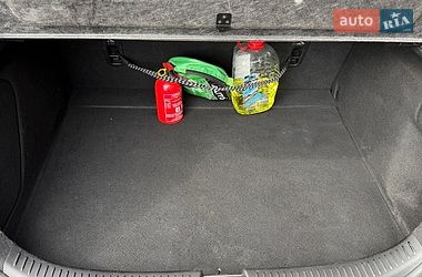 Хэтчбек Mazda 3 2003 в Луцке