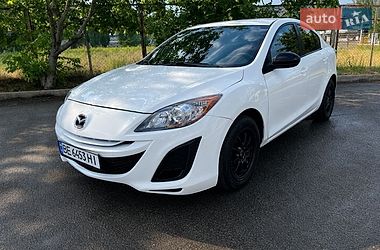 Седан Mazda 3 2013 в Николаеве