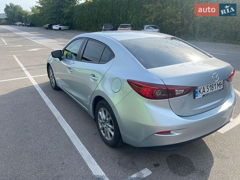 Седан Mazda 3 2017 в Києві фото 5 Седан Mazda 3 2017 в Києві
