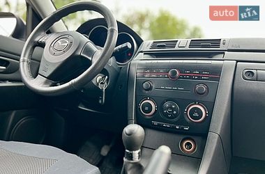 Хэтчбек Mazda 3 2004 в Львове
