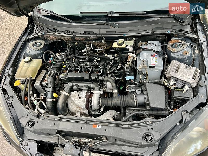 Хэтчбек Mazda 3 2004 в Львове