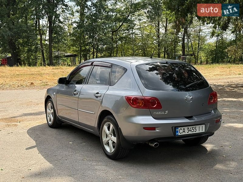 Хэтчбек Mazda 3 2004 в Лысянке