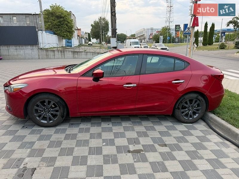 Седан Mazda 3 2015 в Хмельницком
