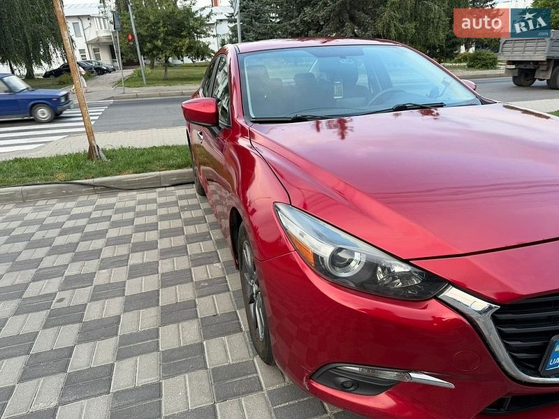 Седан Mazda 3 2015 в Хмельницком