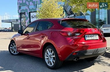 Хэтчбек Mazda 3 2016 в Киеве