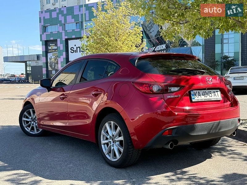 Хэтчбек Mazda 3 2016 в Киеве