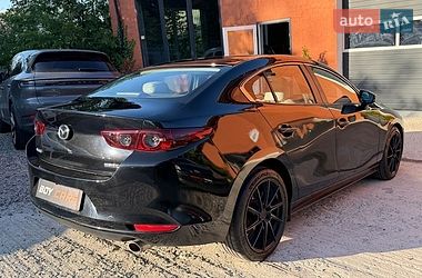 Седан Mazda 3 2020 в Ивано-Франковске