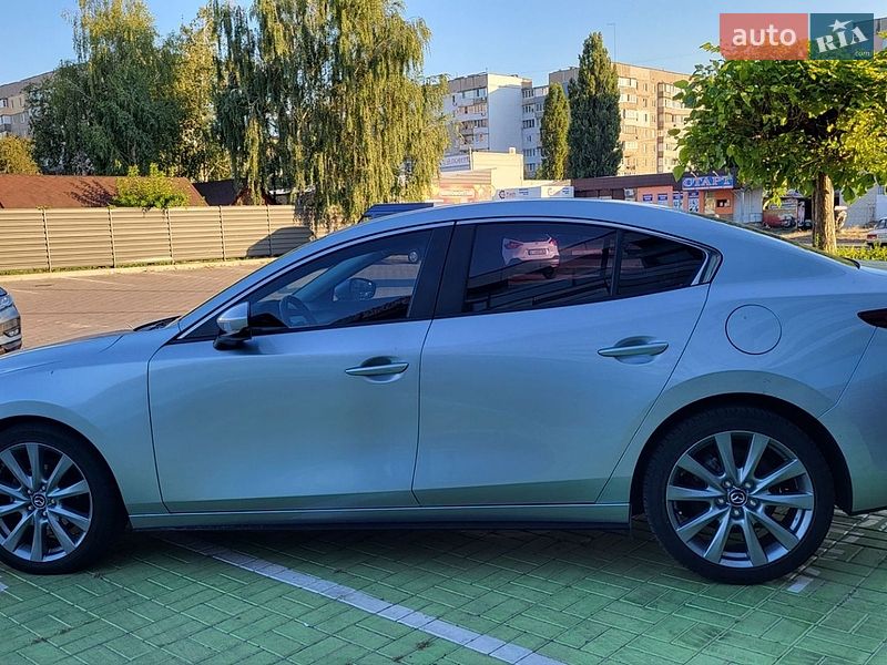 Седан Mazda 3 2020 в Черкасах