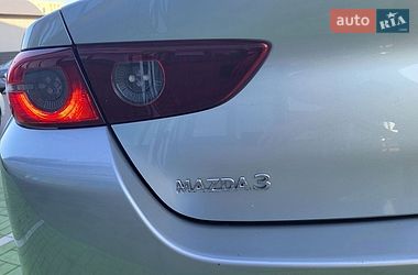 Седан Mazda 3 2020 в Черкасах