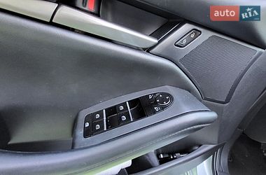 Седан Mazda 3 2020 в Черкасах