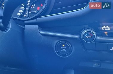Седан Mazda 3 2020 в Черкасах