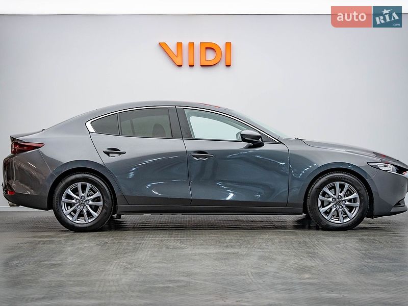Седан Mazda 3 2019 в Києві