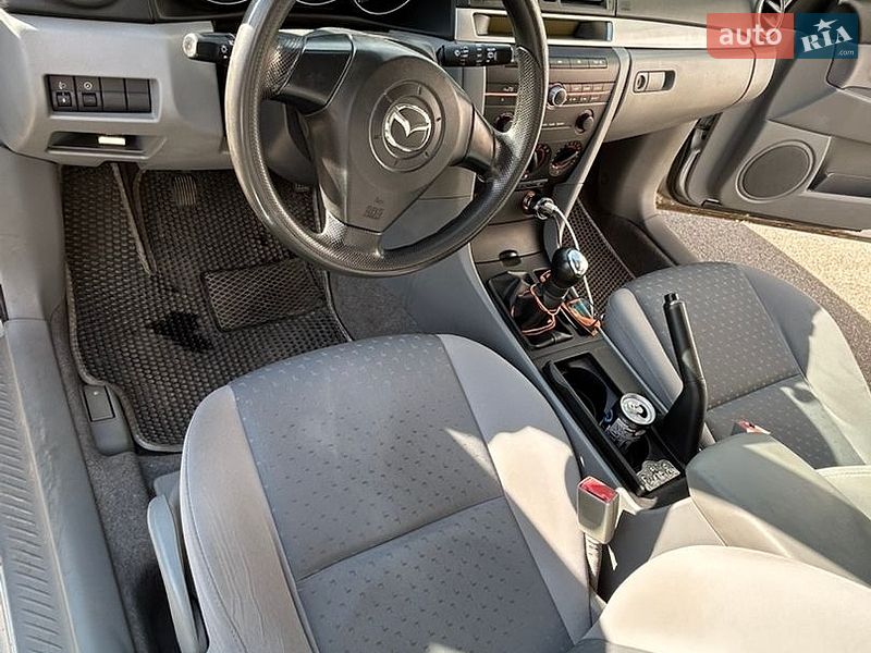 Хэтчбек Mazda 3 2004 в Киеве фото 10 Хэтчбек Mazda 3 2004 в Киеве