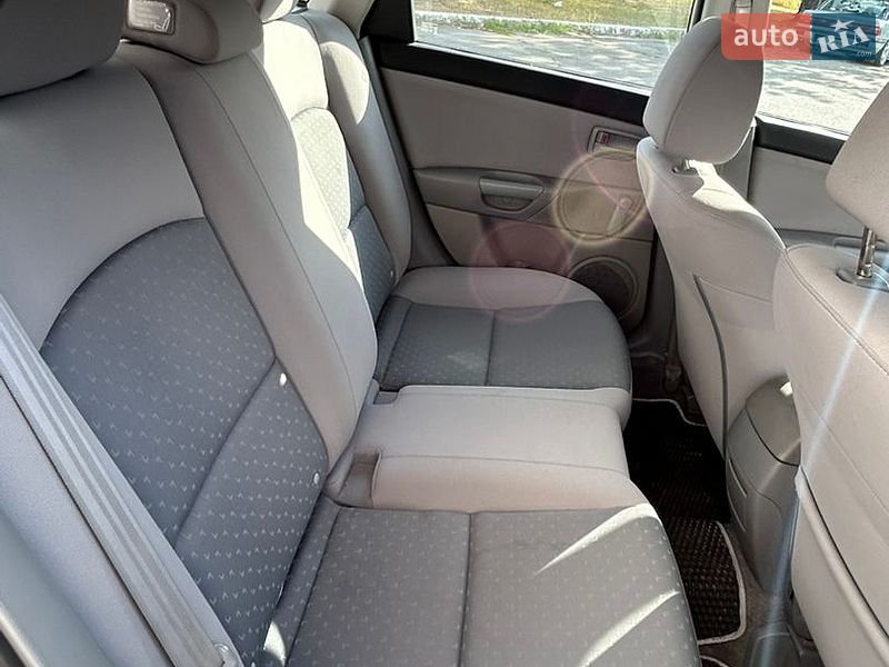 Хэтчбек Mazda 3 2004 в Киеве фото 14 Хэтчбек Mazda 3 2004 в Киеве