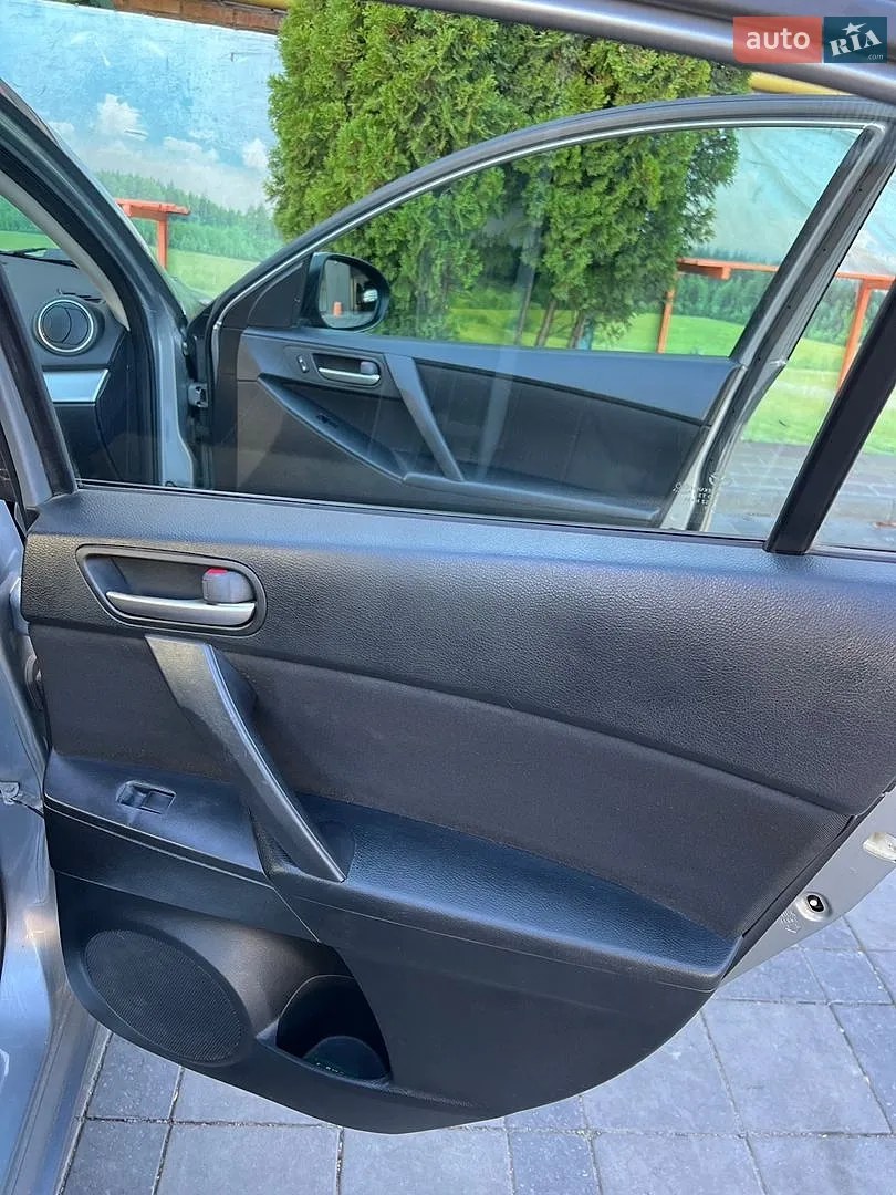 2011 Mazda 3 - мініатюра 19