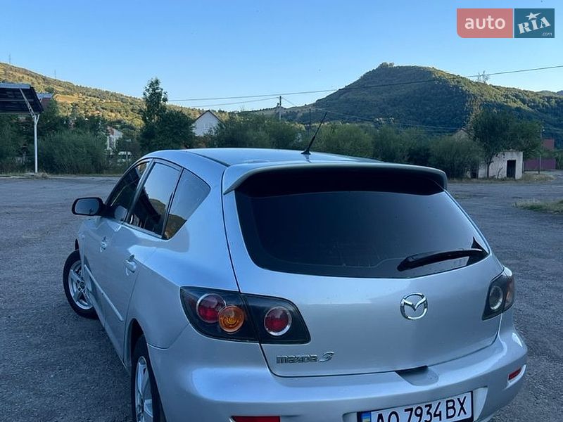 Хэтчбек Mazda 3 2004 в Межгорье фото 10 Хэтчбек Mazda 3 2004 в Межгорье