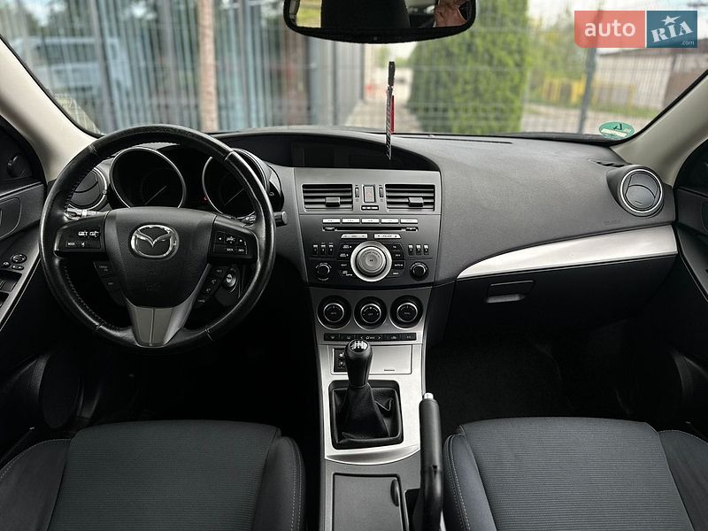Хэтчбек Mazda 3 2010 в Виннице