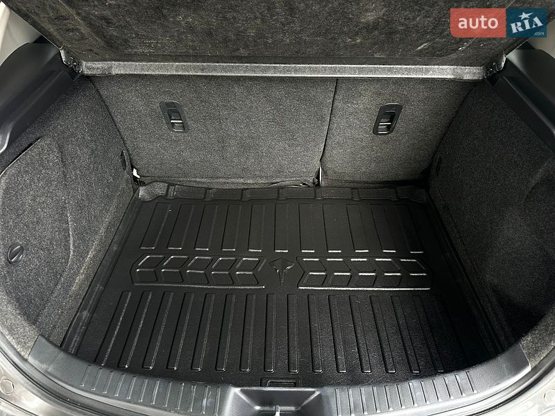 Хэтчбек Mazda 3 2010 в Виннице