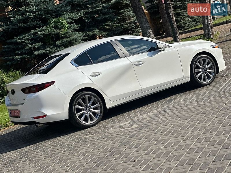 Седан Mazda 3 2025 в Киеве фото 8 Седан Mazda 3 2025 в Киеве