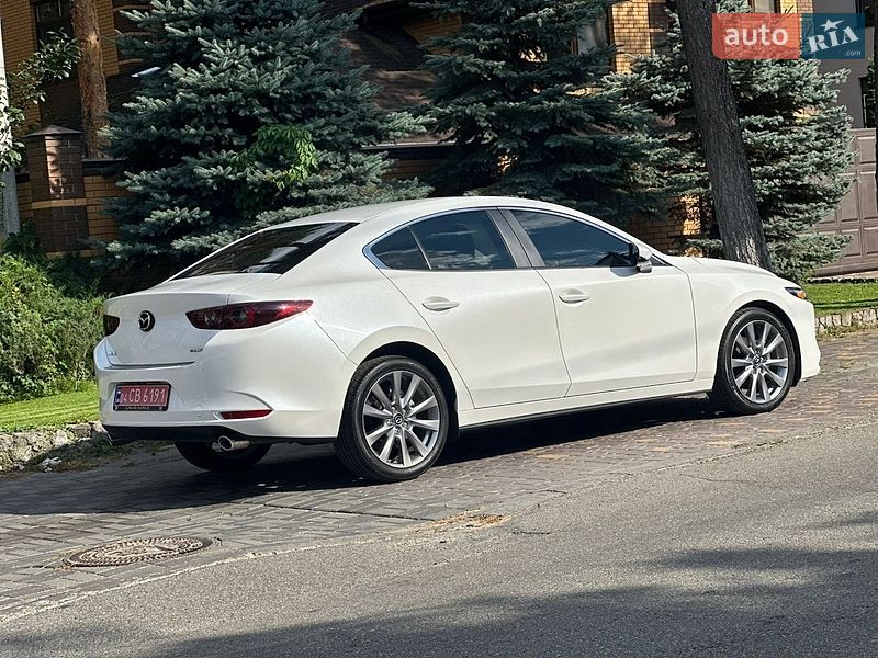 Седан Mazda 3 2025 в Киеве фото 20 Седан Mazda 3 2025 в Киеве