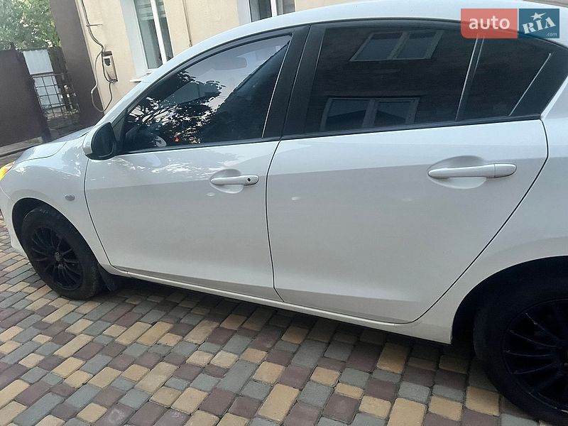 Седан Mazda 3 2011 в Кропивницькому