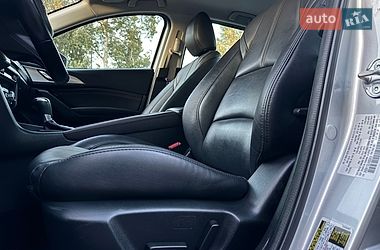 Седан Mazda 3 2018 в Киеве
