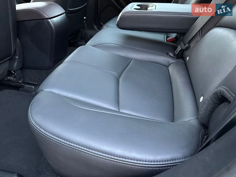 Седан Mazda 3 2018 в Киеве