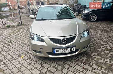 Седан Mazda 3 2006 в Луцке