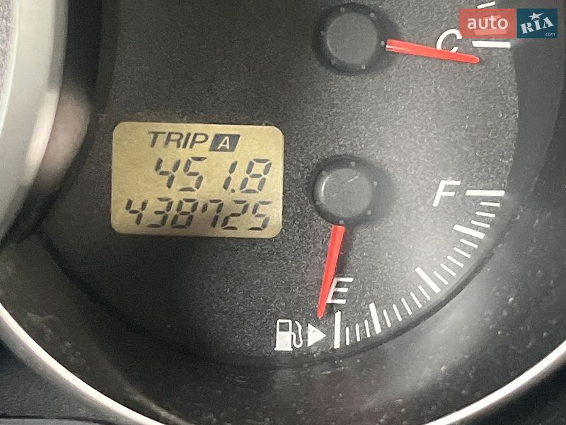 Седан Mazda 3 2006 в Луцке