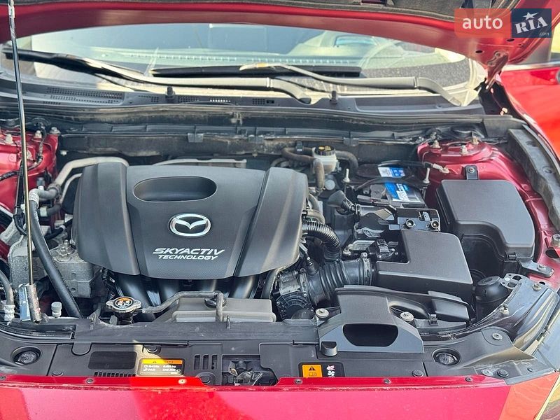 Седан Mazda 3 2015 в Перемишлянах