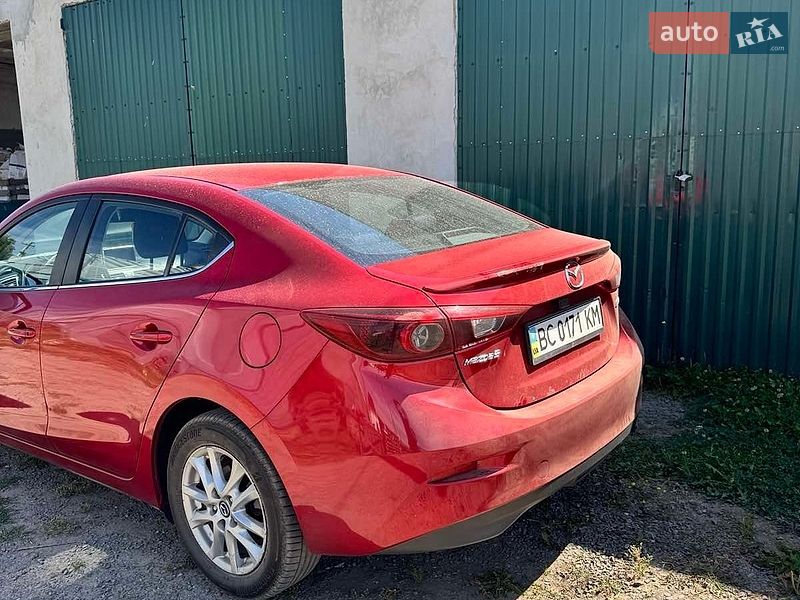 Седан Mazda 3 2015 в Перемышлянах