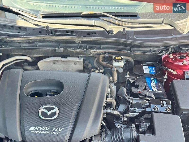 Седан Mazda 3 2015 в Перемишлянах