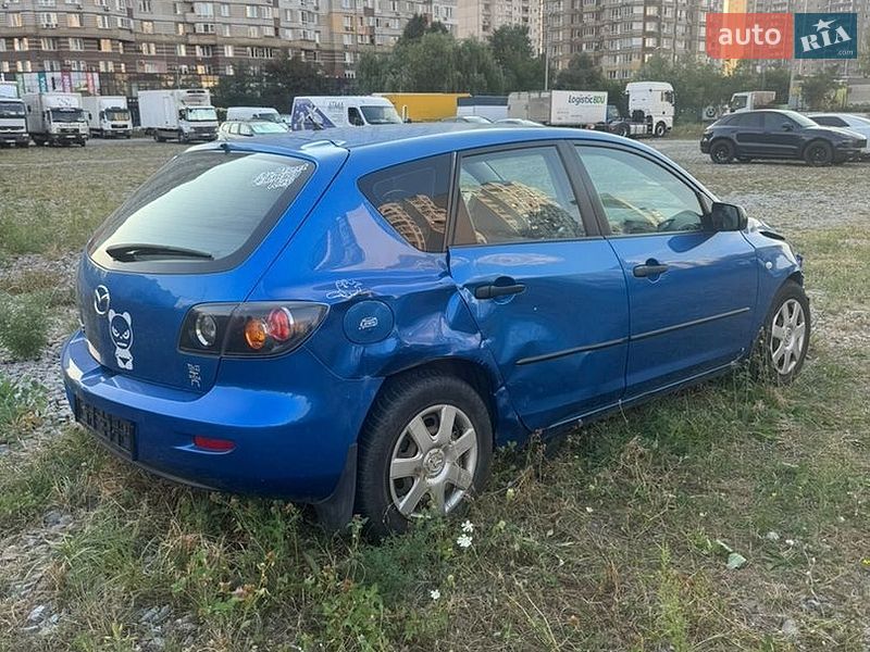 Хэтчбек Mazda 3 2006 в Киеве