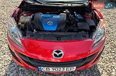 Седан Mazda 3 2013 в Смілі