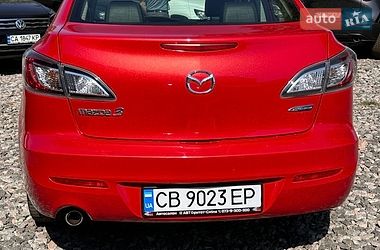 Седан Mazda 3 2013 в Смілі