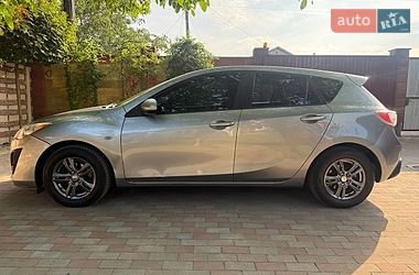 Хетчбек Mazda 3 2011 в Києві