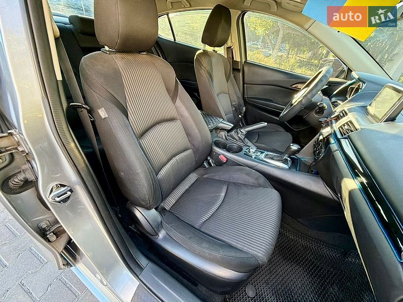 Седан Mazda 3 2016 в Одессе