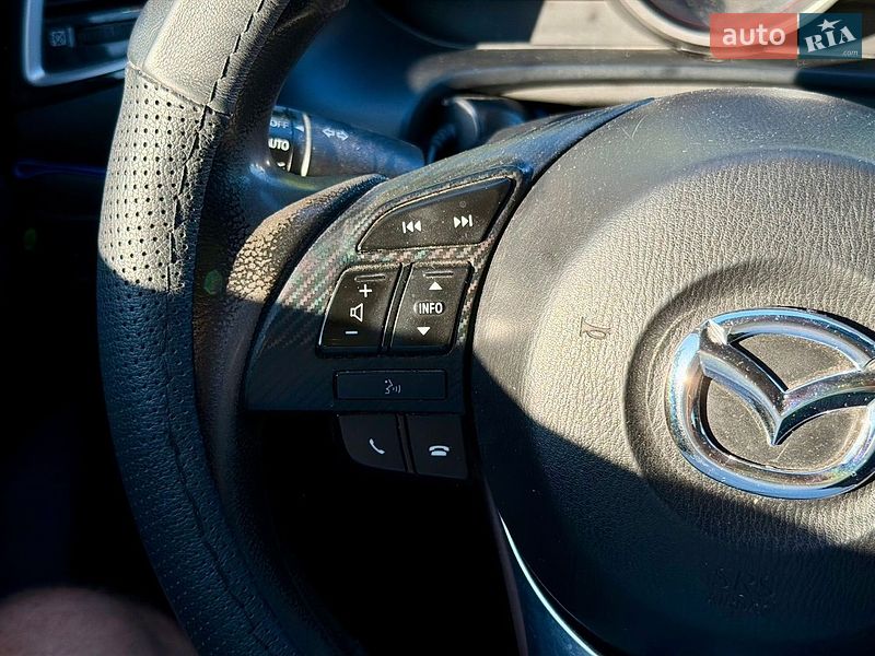 Седан Mazda 3 2016 в Одессе
