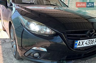 Седан Mazda 3 2013 в Харкові